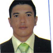 Profesor de ética y valores imparte clases a niños de primaria